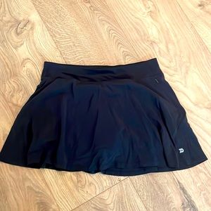 Adjustable sports skirt